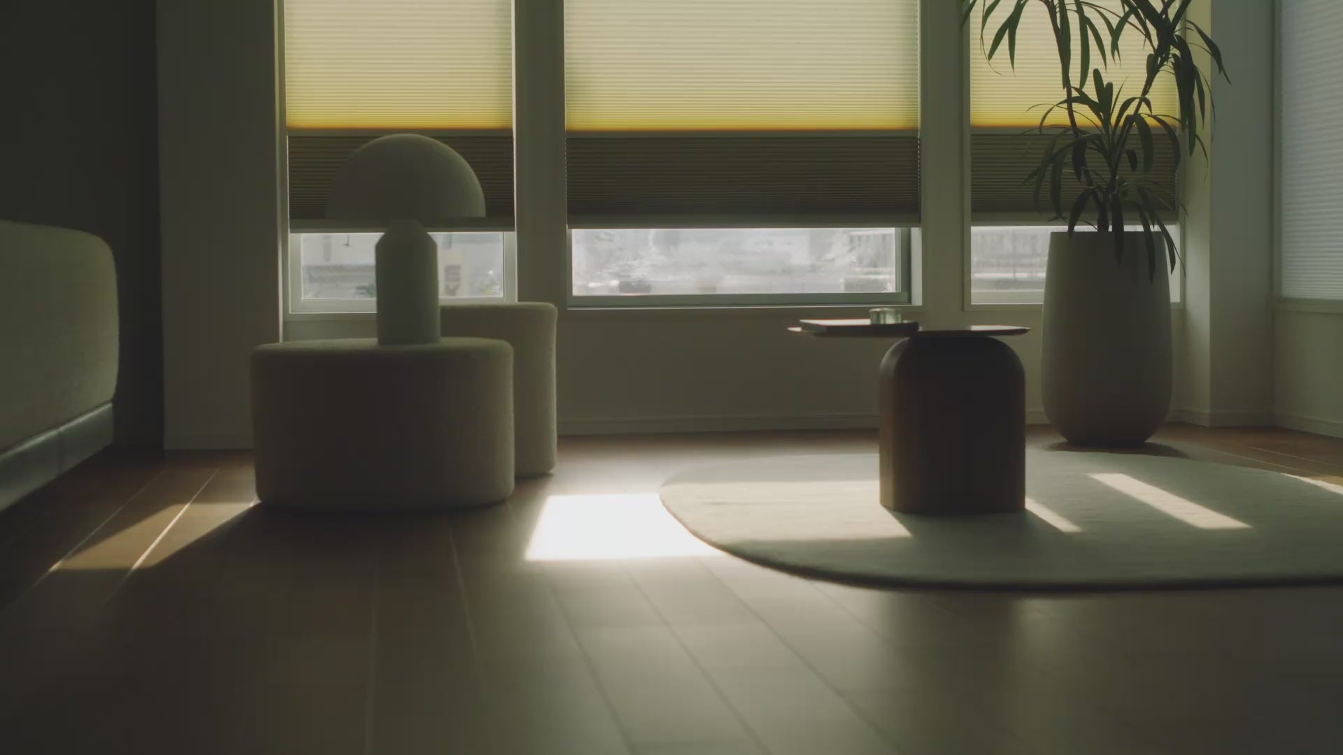 Moodify: 電動ハニカムシェード | Fit for Every Moment - 暮らしに